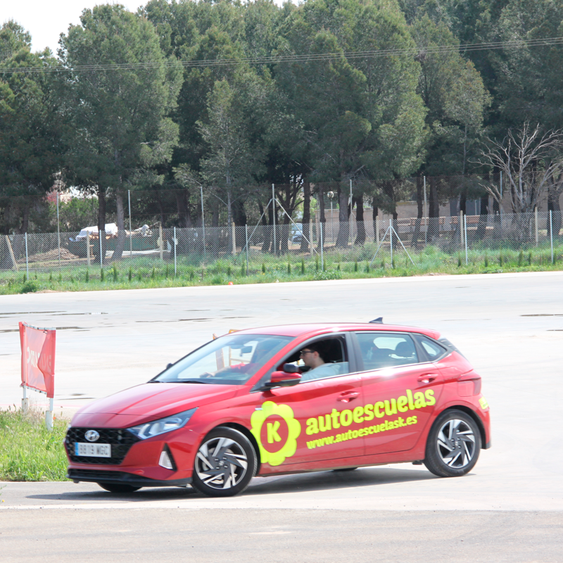 Recupera 4 Puntos en tu Carnet de Conducir Turismo y Ciclomotor Recupera 4 Puntos en tu Carnet de Conducir Turismo y Ciclomotor